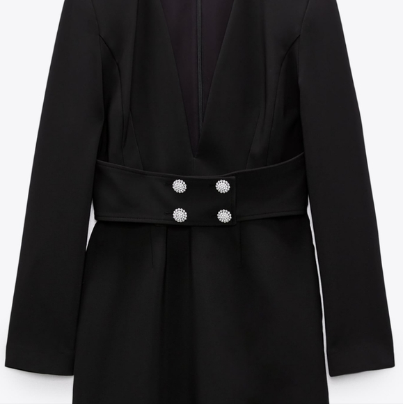 Black dress - Picture 4 of 10